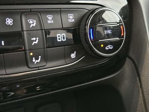 Used 2021 Buick Encore GX Select w/ Sport Touring Package image 24