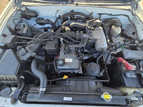 Used 2004 Toyota Tacoma PreRunner image 24