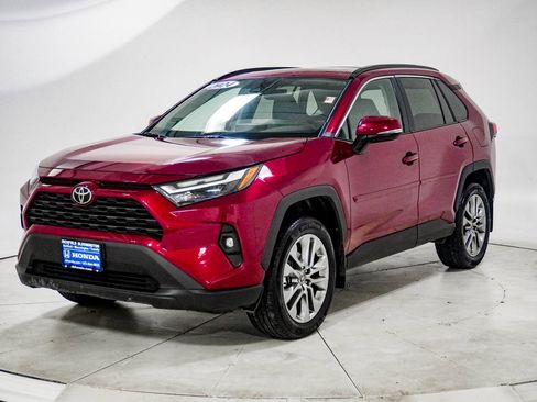 Used 2024 Toyota RAV4 XLE Premium image 3