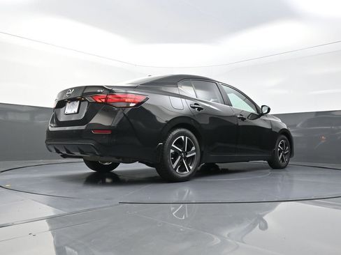 Used 2024 Nissan Sentra SV FWD image 27