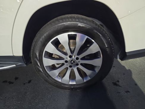 Certified 2018 Mercedes-Benz GLS 450 4MATIC image 38