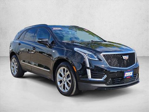Used 2020 Cadillac XT5 Sportv image 3