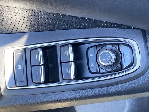 Used 2023 Subaru Ascent Touring image 13