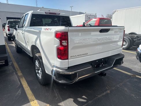 New 2026 Chevrolet Silverado 1500 LT image 4