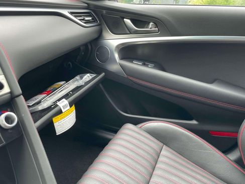 Used 2024 Genesis G70 3.3T Advanced image 33