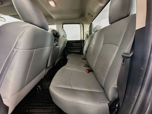 Used 2017 RAM 1500 Express AWD/4WD image 26
