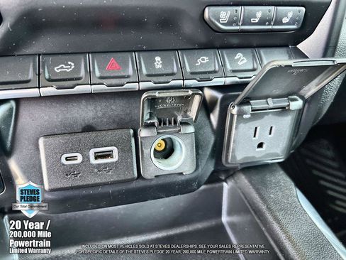 Certified 2022 Chevrolet Silverado 2500 LTZ w/ LTZ Convenience Package AWD/4WD image 37