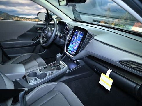Used 2025 Subaru Crosstrek 2.0i Premium image 44