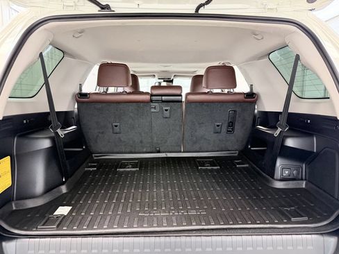 Used 2020 Toyota 4Runner Limited AWD/4WD image 32