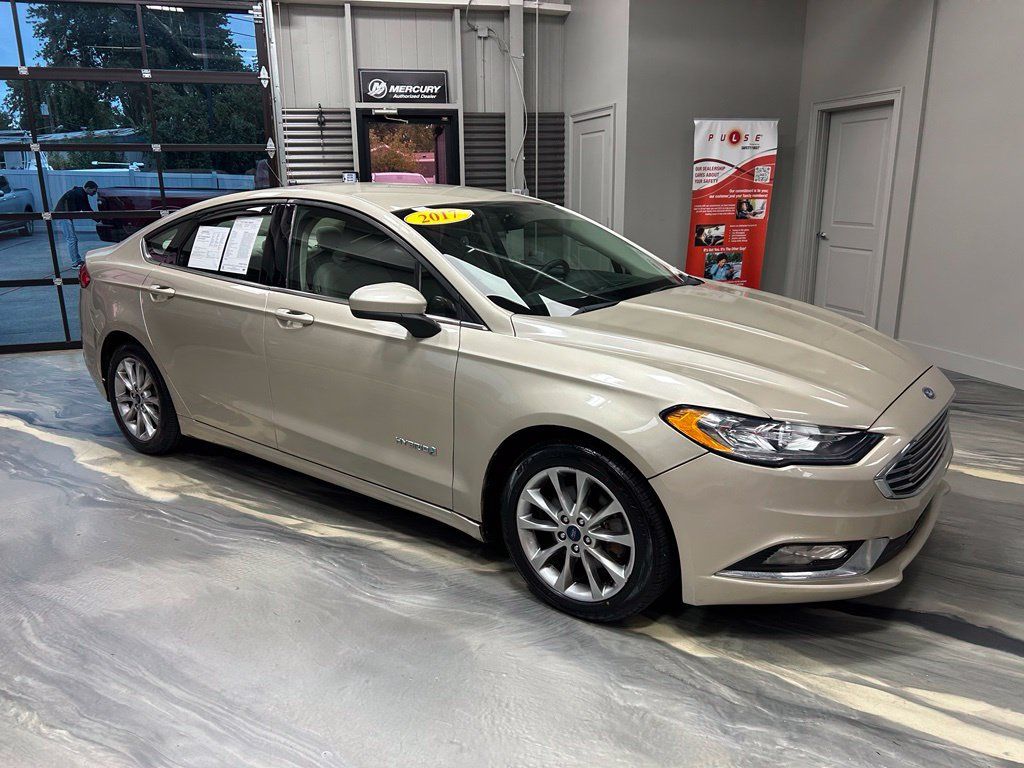 Used 2017 Ford Fusion SE FWD image 22