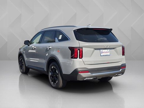 New 2026 Kia Sorento S image 3