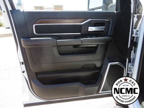 Used 2024 RAM 2500 Laramie w/ Safety Group AWD/4WD image 16