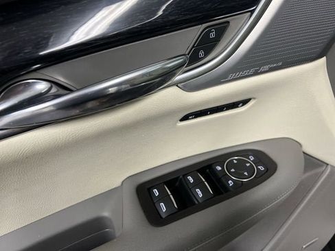 Certified 2020 Cadillac XT6 Premium Luxury FWD image 24