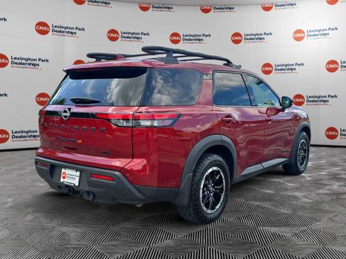 Used 2024 Nissan Pathfinder Rock Creek AWD/4WD image 7