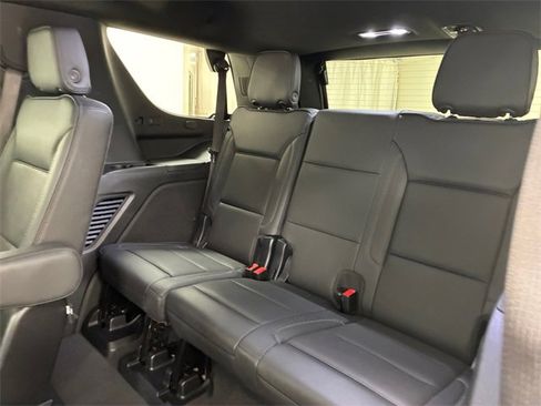 Certified 2025 GMC Yukon Denali image 18