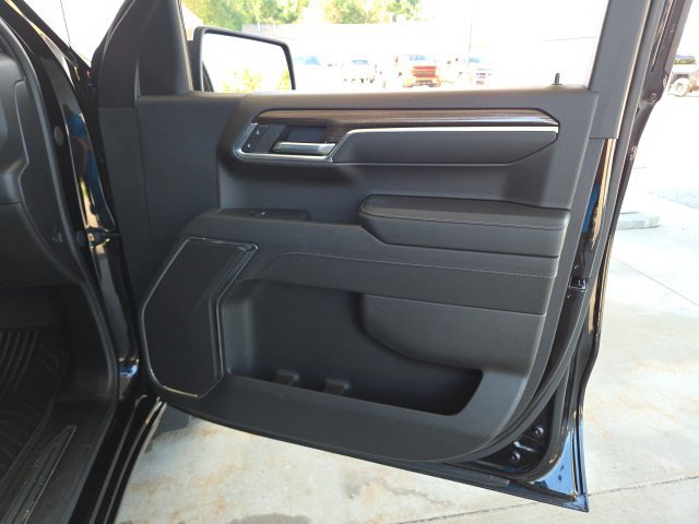 Used 2024 Chevrolet Silverado 1500 LT AWD/4WD image 49