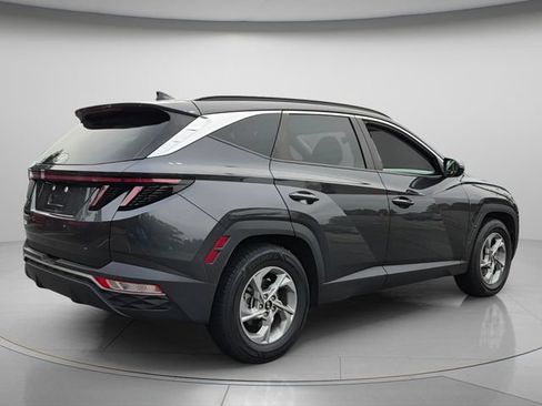 Used 2023 Hyundai Tucson SEL FWD image 7