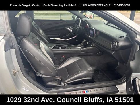 Used 2019 Chevrolet Camaro SS RWD image 8