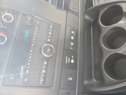 Used 2024 Chevrolet Express 3500 LS image 25