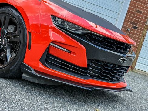 Used 2019 Chevrolet Camaro SS RWD image 30