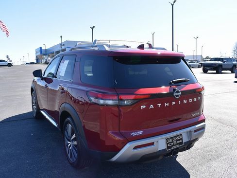 Used 2022 Nissan Pathfinder Platinum w/ Cargo Package image 5