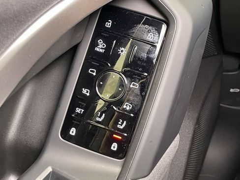 New 2026 Audi SQ5 Premium Plus AWD/4WD image 36