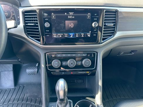 Used 2022 Volkswagen Atlas SE image 21