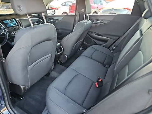Used 2016 Chevrolet Malibu LT FWD image 12
