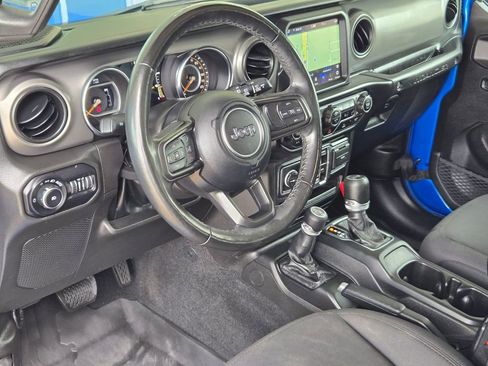 Used 2022 Jeep Wrangler Unlimited Sport image 10