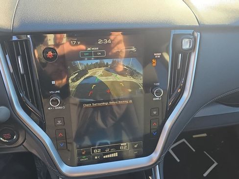 Used 2025 Subaru Outback Premium w/ Popular Package #1A image 7