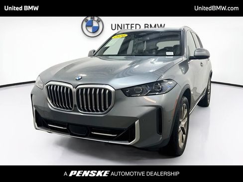 Used 2024 BMW X5 sDrive40i w/ Premium Package RWD image 1