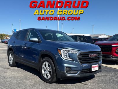 Used 2024 GMC Terrain SLE