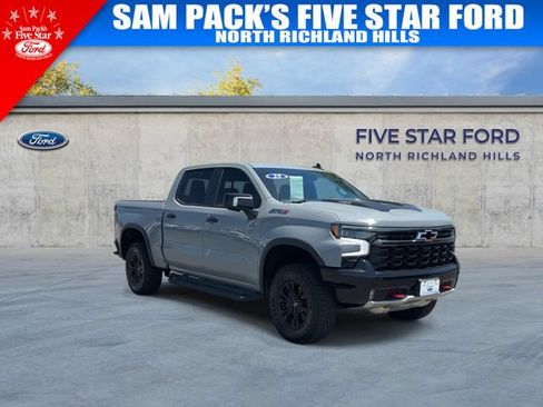 Used 2025 Chevrolet Silverado 1500 ZR2 w/ Technology Package AWD/4WD image 3