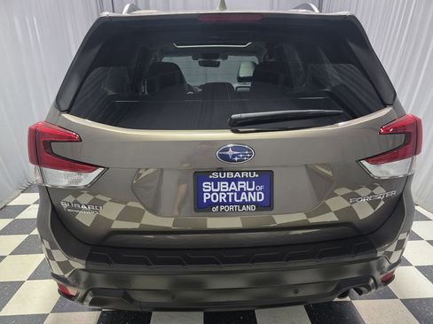 Used 2021 Subaru Forester Limited w/ Popular Package #3 AWD/4WD image 6