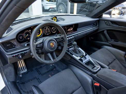 Certified 2022 Porsche 911 GT3 image 4