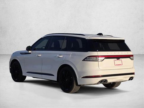 New 2026 Lincoln Aviator Reserve w/ Jet Appearance Package image 6