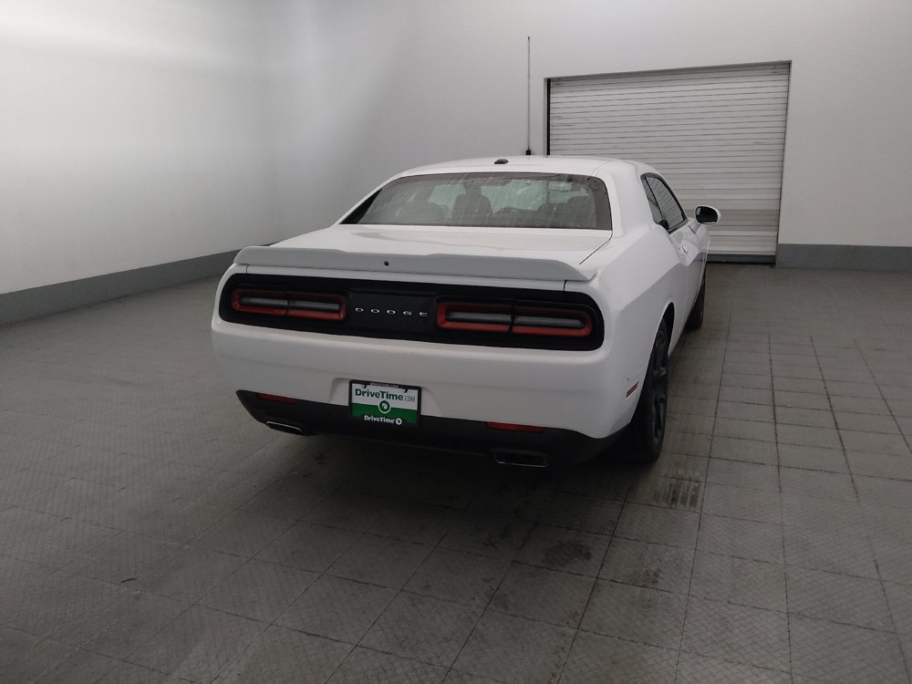 Used 2022 Dodge Challenger GT RWD image 7