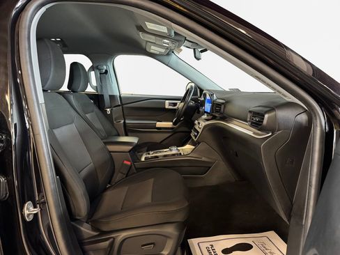 Certified 2023 Ford Explorer XLT AWD/4WD image 26