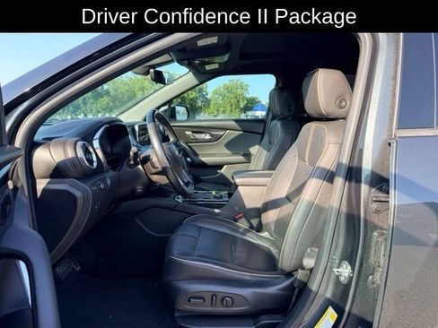 Used 2019 Chevrolet Blazer Premier w/ Sun and Wheels Package AWD/4WD image 8