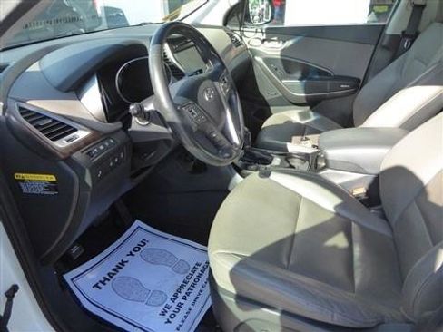 Used 2017 Hyundai Santa Fe AWD w/ Cargo Package image 17