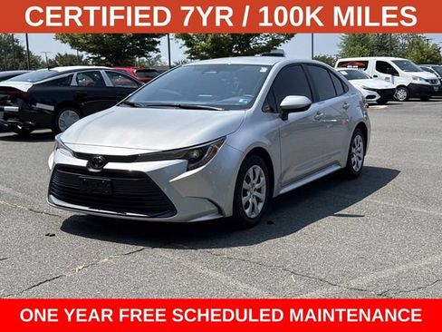 Used 2025 Toyota Corolla LE FWD image 5