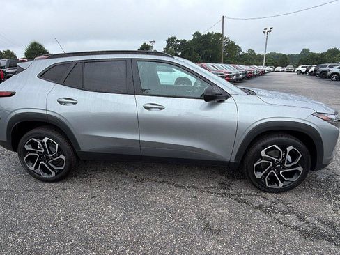 New 2026 Chevrolet Trax RS w/ Driver Confidence Package FWD image 7