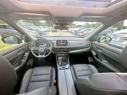 Used 2023 Nissan Rogue SV w/ SV Premium B Package AWD/4WD image 12