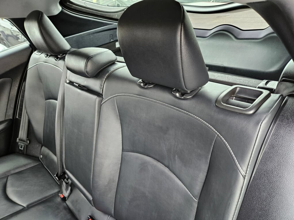 Used 2020 Toyota Prius Prime XLE FWD image 13