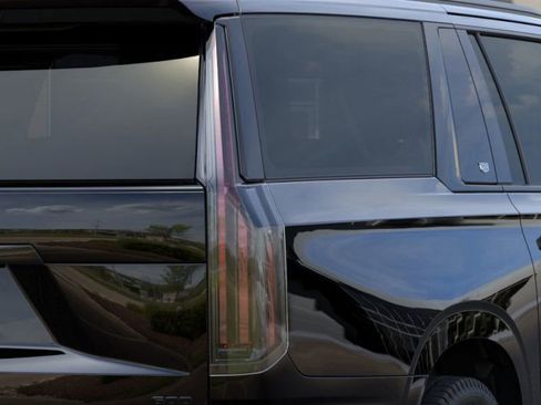 New 2026 Cadillac Escalade ESV Platinum Sport w/ LPO, ONYX Package image 11