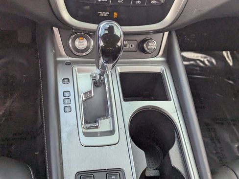 Certified 2024 Nissan Murano SV w/ SV Midnight Edition Package image 22