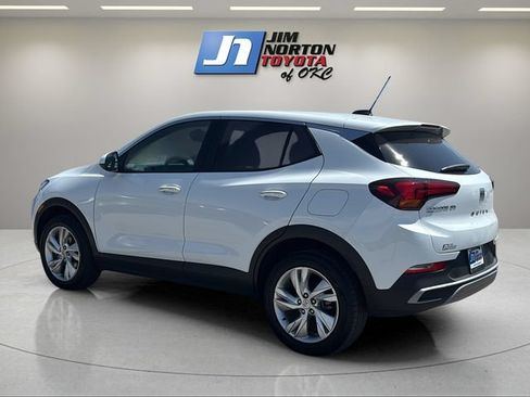 Used 2025 Buick Encore GX Preferred AWD/4WD image 7