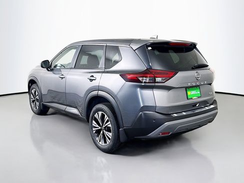 Used 2023 Nissan Rogue SV image 7