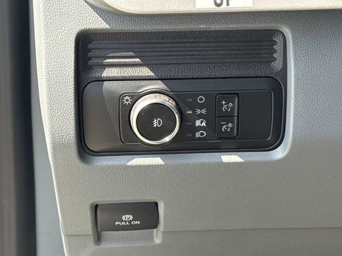 New 2025 Ford F350 XL w/ XL Chrome Package image 18