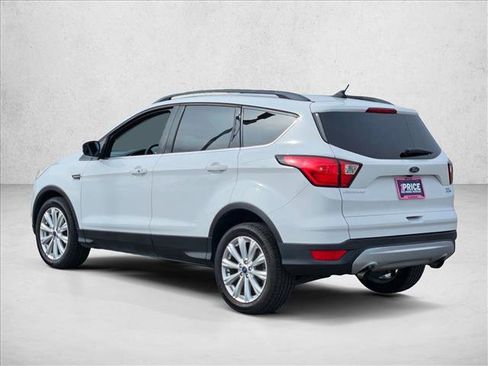 Used 2019 Ford Escape SEL image 7